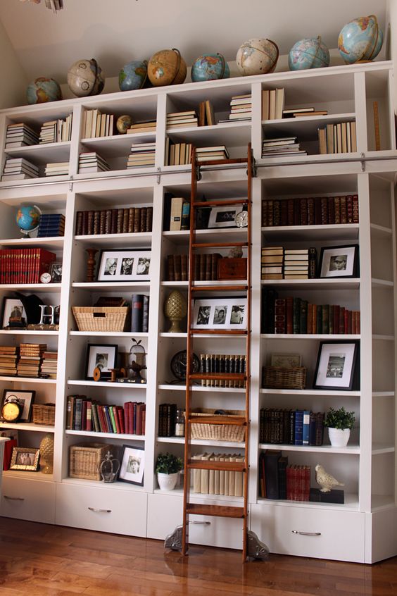 Smart ideas to organize your books at home  8
