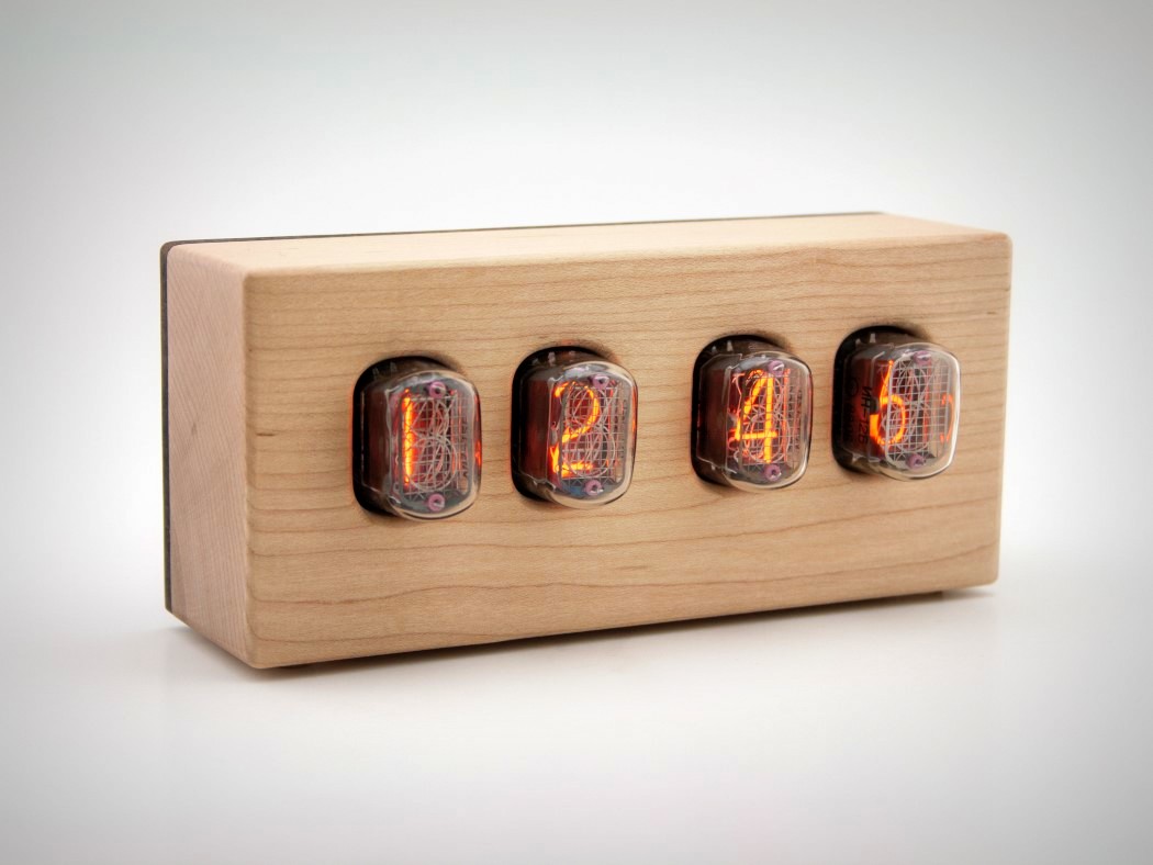 Steampunk nixie clock that requires little power  5