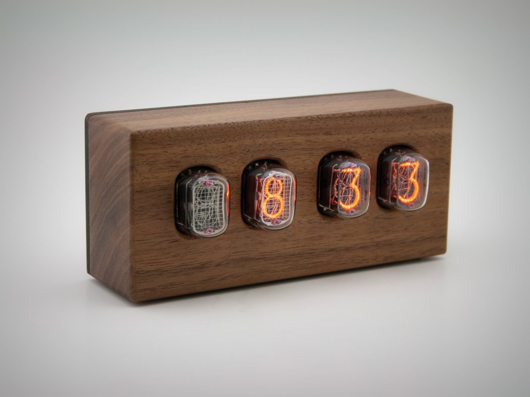 Steampunk nixie clock that requires little power  6