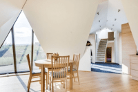 sustainable-and-airy-pyramid-cottage-in-iceland-10
