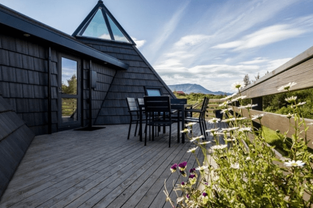 Sustainable and airy pyramid cottage in iceland  3