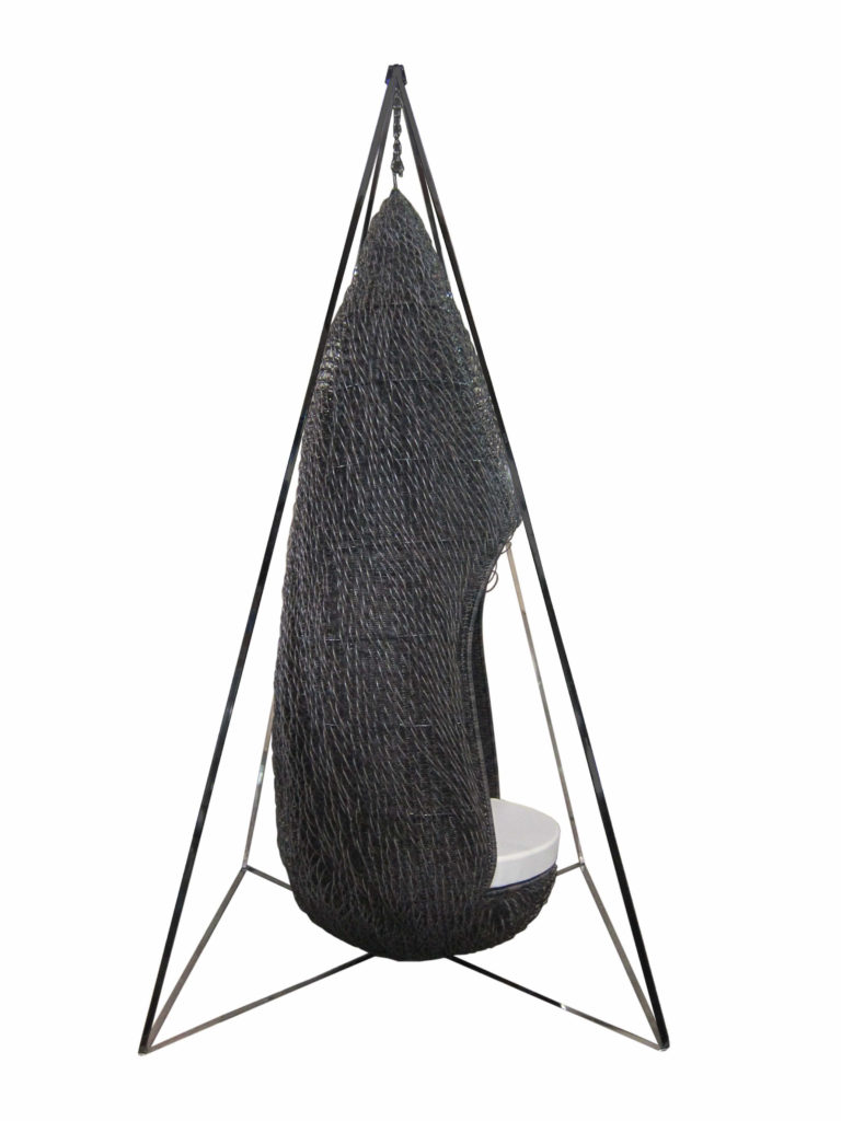 Sustainable grande dame swing for outdoors  2