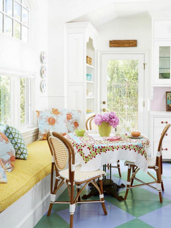 Sweet Colorful Cottage With Shabby Chic Furniture