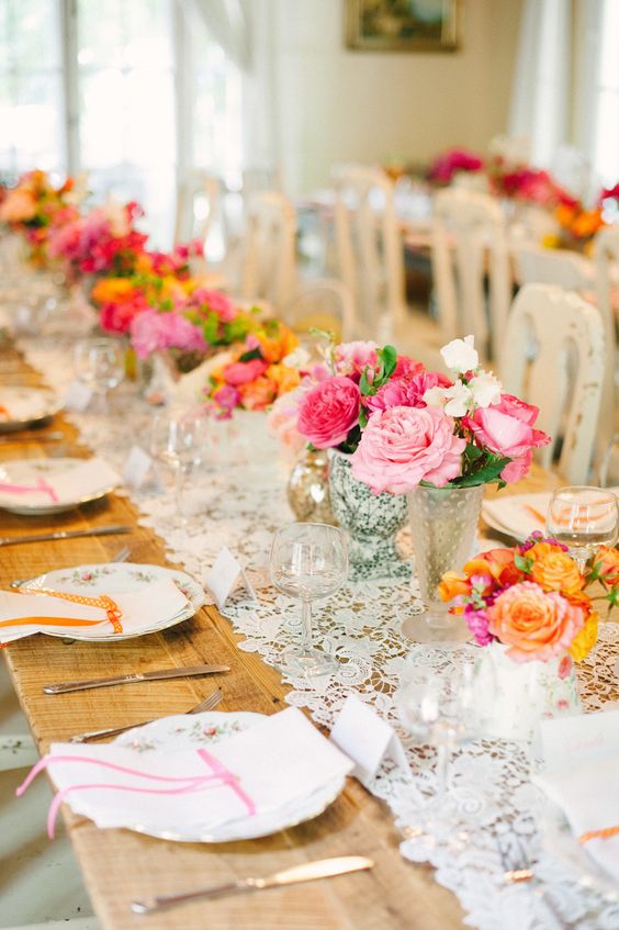 Sweetest baby shower table settings to get inspired  27