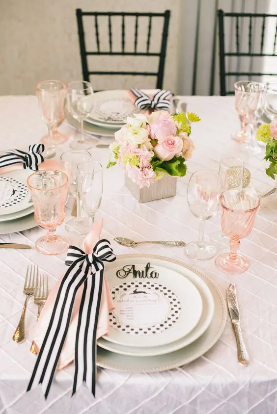 Sweetest baby shower table settings to get inspired  30