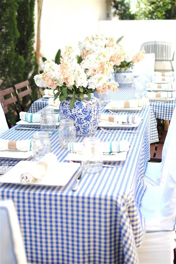 Sweetest baby shower table settings to get inspired  7