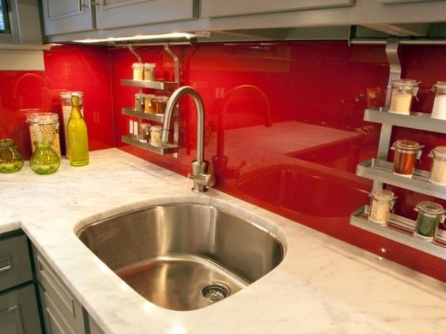 a hot red glass backsplash for a bold touch of color in the kitchen will make your space amazing