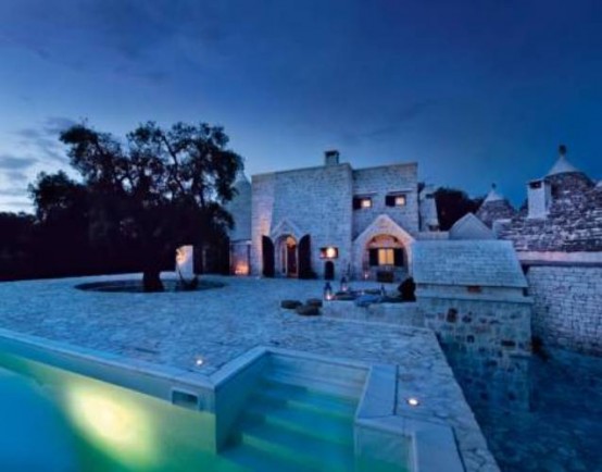 A Castle In The Southern Italy To Spend A Weekend