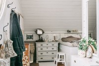 vintage-styled-scandianvian-home-from-an-old-church-2