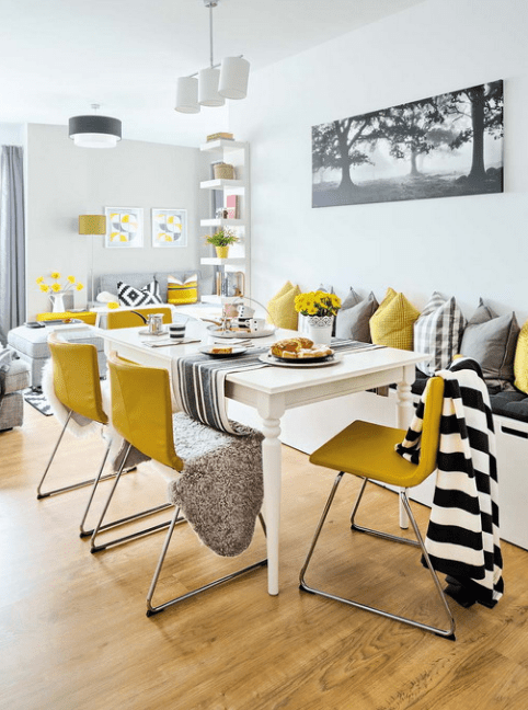Vivacious malaga apartment with ikea furniture and juicy accents  13