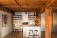warm-manhattan-home-with-an-extensive-wood-use-1