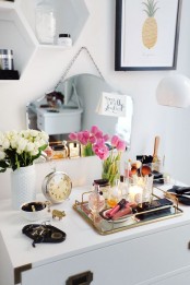ways-to-organize-your-makeup-and-beauty-products-like-a-pro-13