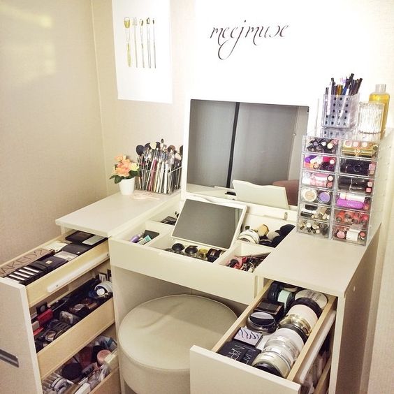 Ways to organize your makeup and beauty products like a pro  15