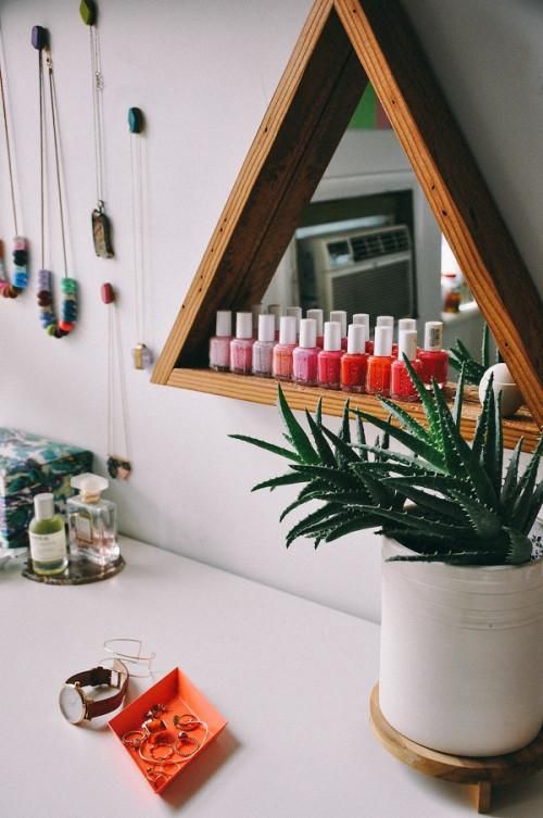 Ways to organize your makeup and beauty products like a pro  21