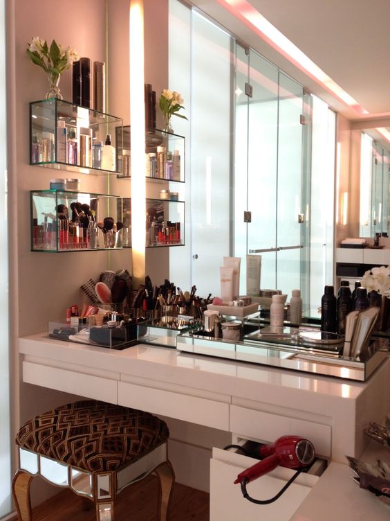 Ways to organize your makeup and beauty products like a pro  30