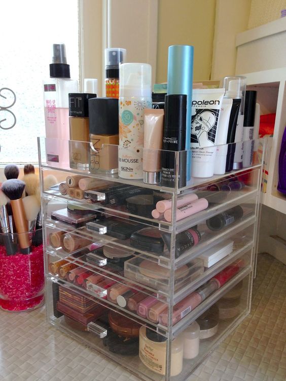 Ways to organize your makeup and beauty products like a pro  32